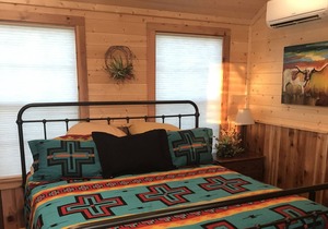 Crooked Creek Cabin 4
