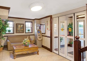 Days Inn by Wyndham Ridgefield NJ