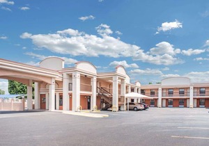 Days Inn by Wyndham McAllen