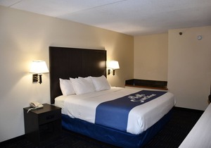 Days Inn by Wyndham Mounds View Twin Cities North