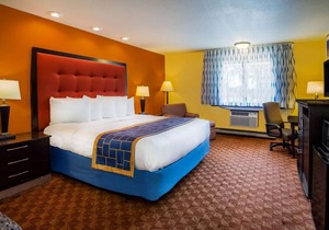 Days Inn & Suites by Wyndham Stevens Point