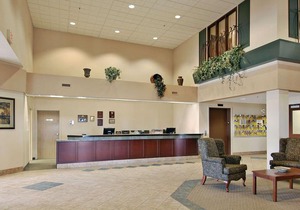 Days Inn & Suites by Wyndham Winkler