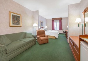 Days Inn & Suites by Wyndham Dumas