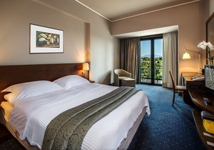Dekelia Hotel