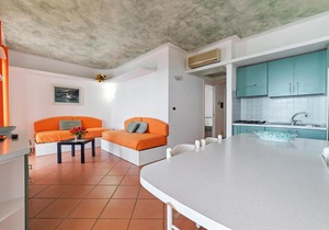 Delightful Apartment in Villammare with Terrace