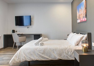 Deluxe Seaview Studio