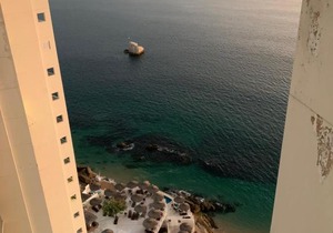 DEPARTAMENTO SOBRE COSTERA EXCELENTE UBIC. PLAYA