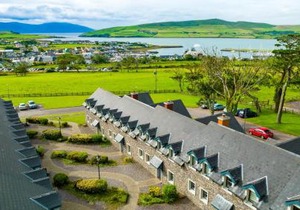 Dingle Courtyard Cottages 4 Bed Sleeps 8