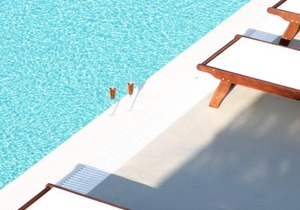 DIPOLIS luxury apartments Syros