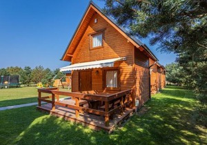 Domki Miłe z basenem - Lubiatowo