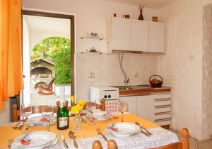 Donata (SNJ140) by Interhome