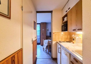 Doris Residence - Studio for 4 People