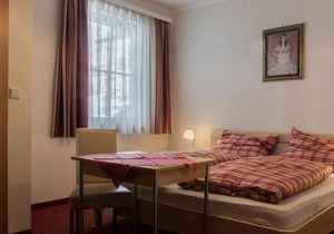 Double room, shower, toilet (room 11) - Gasthof Scherer