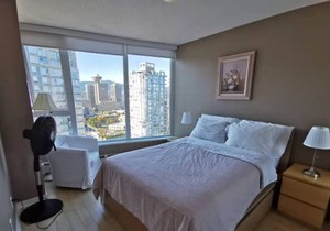 Downtown 270° Sea& Mountain& City View by SkyTrain