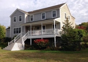 Dragonfly, Blueberry Hill, Block Island.Accommodates Large Families in Comfort.