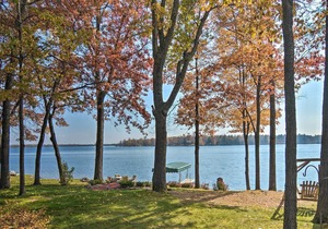 Dream Cottage w/ Sandy Beach, Dock, Pontoon Rental
