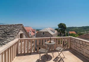 Dream holiday on southern Croatian island - Enjoy this cosy house in sunny surroundings.