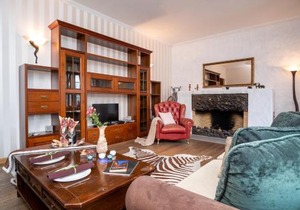 Dream Stay - Main Square Apartment with Picturesque View
