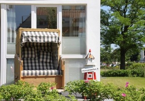 Dreamlike comfort-apartment with sauna, fireplace and beach chair