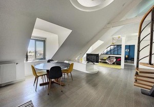 Duplex de standing en centre-ville avec parking, proche port et plage - FR-1-361-377