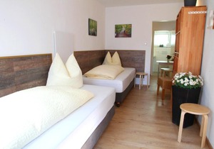 Easy Stay Apartment