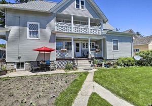 Eclectic Manitowoc Vacation Rental Near Marina!
