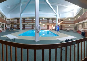 Econo Lodge Inn & Suites Stevens Point