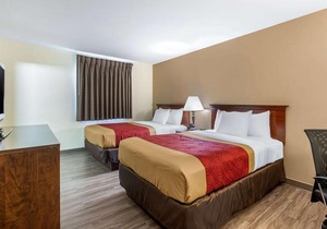 Econo Lodge Inn & Suites Fairgrounds