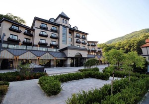 Eden Paradise Hotel
