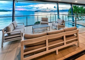 Edge Penthouse on Hamilton Island by HIHA