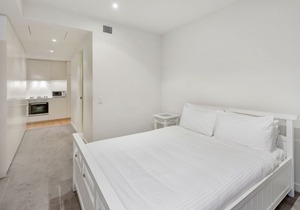 Edgewater 109