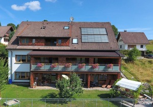 Einzelzimmer, 13qm, mit DU/WC und Balkon