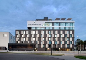 Einzelzimmer Silber Barrierefrei Connecting