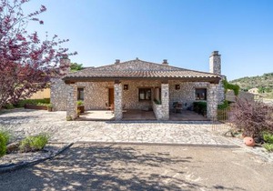 El Clos 4