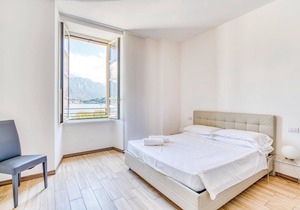 "Elegant and spacious apartments 80 m from the lake in Griante, nice vacation resort on Lake Como, 3