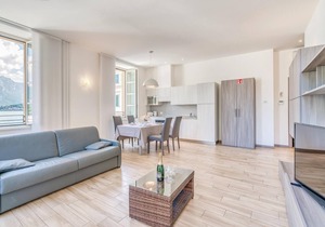 "Elegant and spacious apartments 80 m from the lake in Griante, nice vacation resort on Lake Como, 3