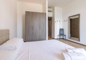 "Elegant and spacious apartments 80 m from the lake in Griante, nice vacation resort on Lake Como, 3