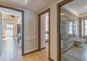 "Elegant and spacious apartments 80 m from the lake in Griante, nice resort on Lake Como, 3 km from