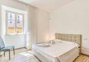 "Elegant and spacious apartments 80 m from the lake in Griante, nice resort on Lake Como, 3 km from