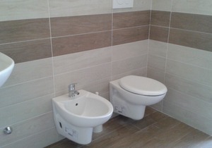 Elegant apartment sleeps 6 near the sea and the center. Geraniums