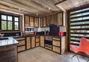 Elegant Chalet with Hammam, Fireplace, Near Ski Lift