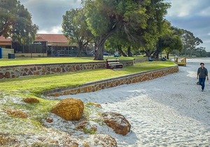 Emu Beach Chalets