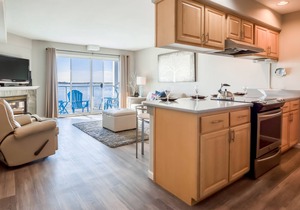 Enjoy Bayfront Views from this Affordable 1 Bedroom Condo in the Taft District