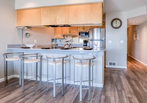 Enjoy Bayfront Views from this Affordable 1 Bedroom Condo in the Taft District