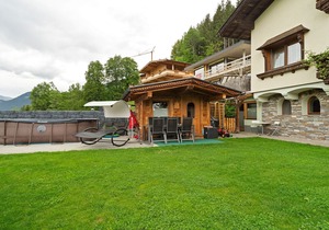 Enticing Apartment in Hart im Zillertal near Ski Area