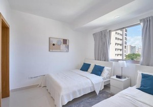 Escape Apartments, Balcony, Pool & Gym in La Julia