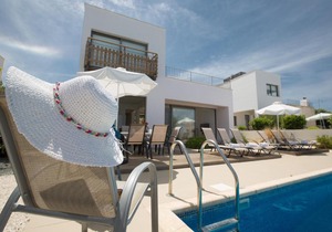 Esprit Villa 25 Latchi