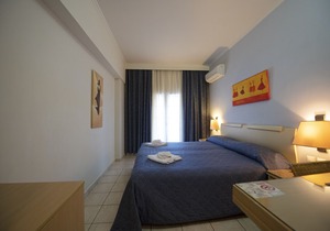Evanik Hotel