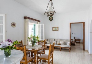 Evanna: Walk to Beach, Sea Views, A/C, WiFi, Car Not Required - 3425