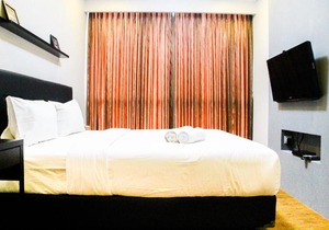 Exclusive 2BR Lexington Apartment near Pondok Indah By Travelio